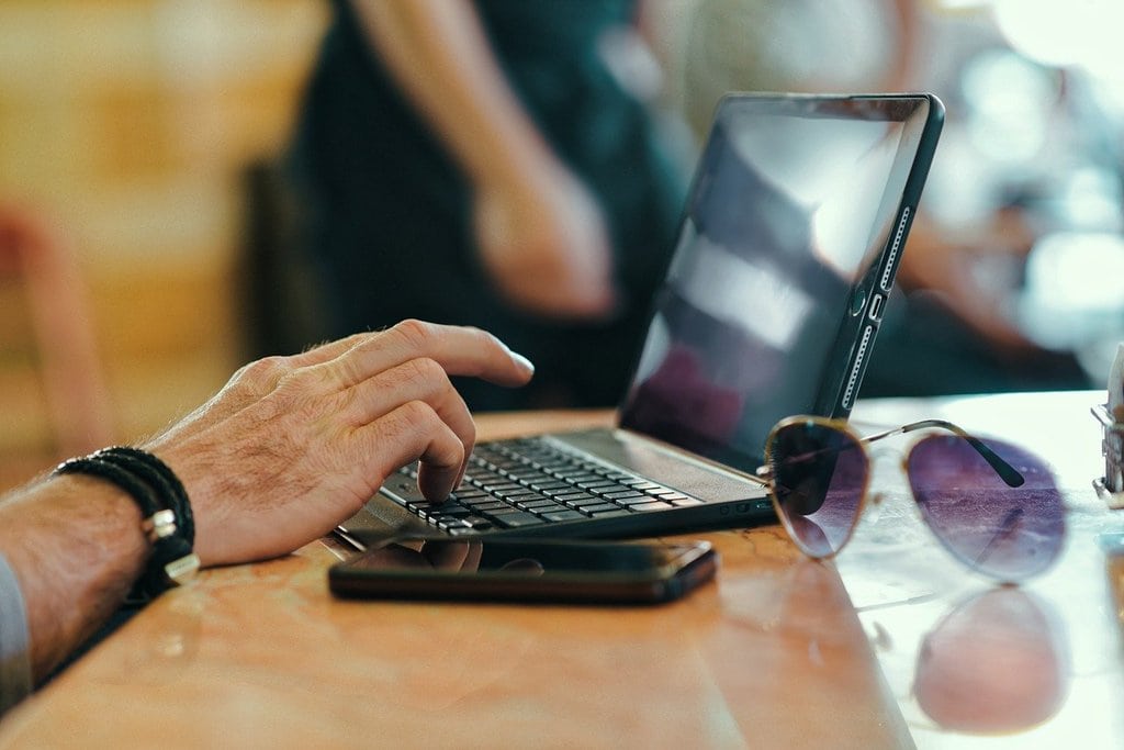 Faire appel à un webmaster à Hossegor pour optimiser son site web